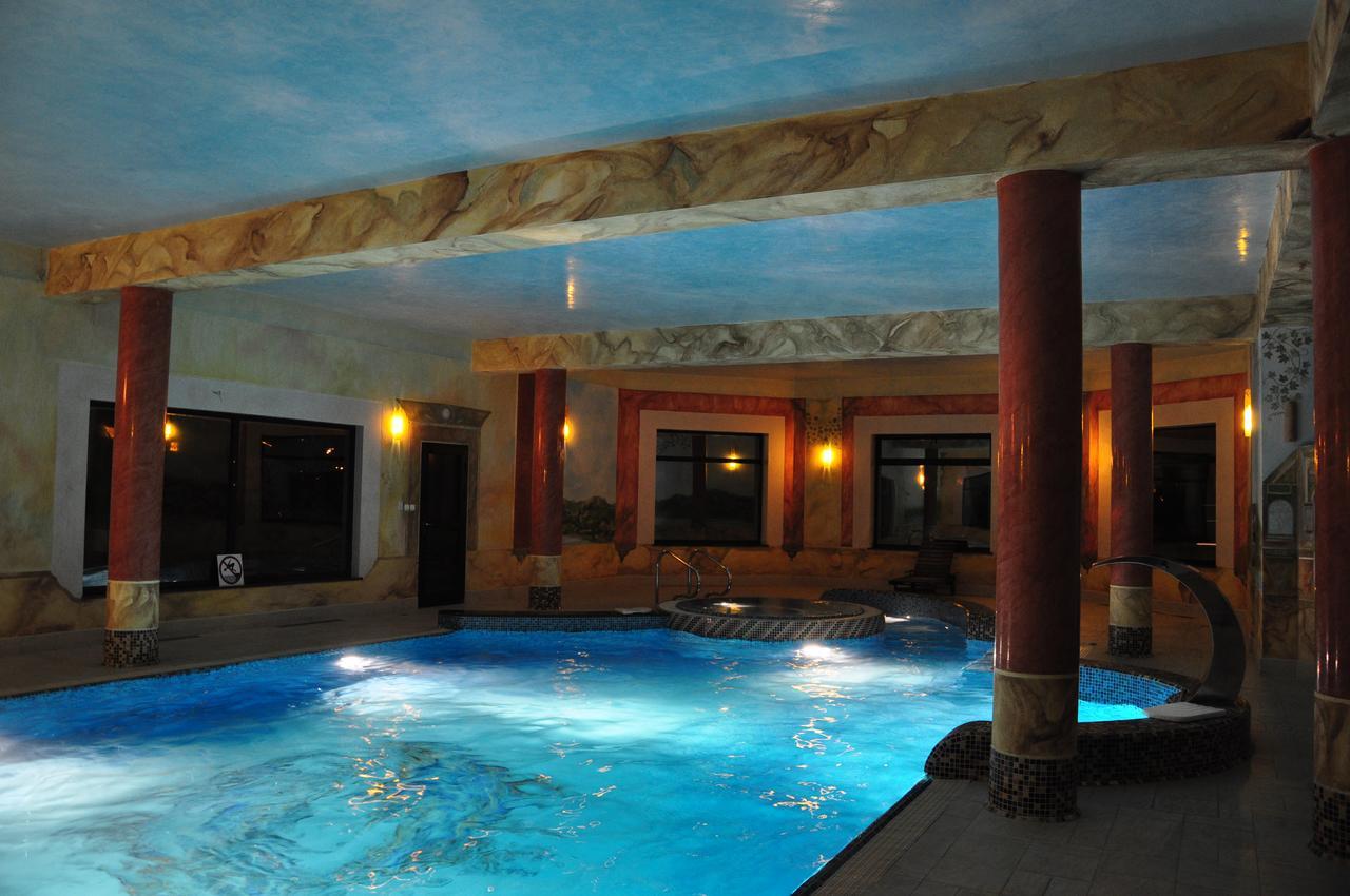 Hotel Oleńka Szydlowiec Buitenkant foto